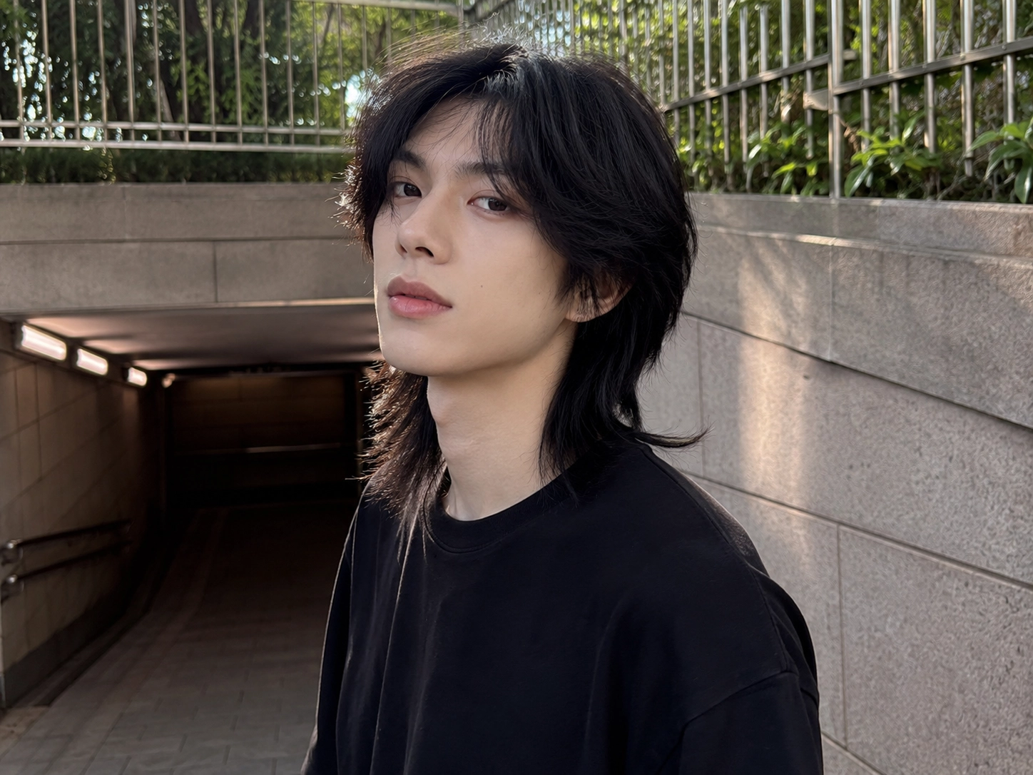 男學生長髮狼尾頭